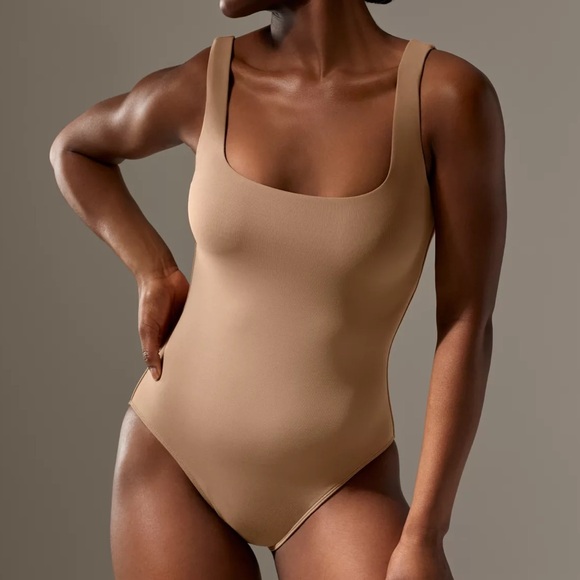 Babaton Contour Tank Bodysuit - Picture 2 of 2